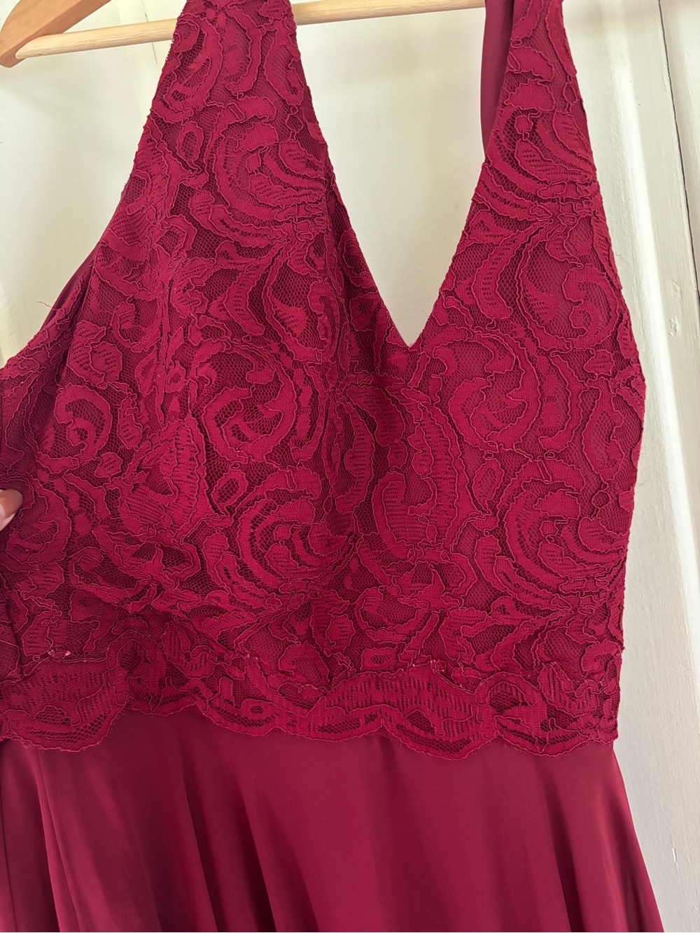Elegant Wine Lace Prom Dress with V-Neck
